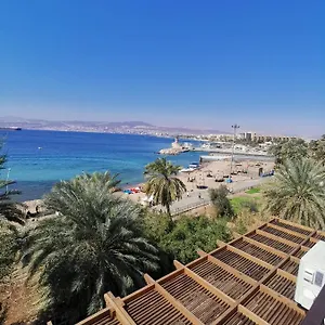 Aparthotel View الأطلالة الجميلة للعائلات فقط, Aqaba